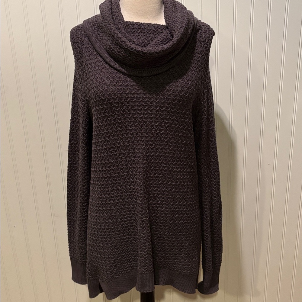 Between me & you Cowl Neck Sweater Size M